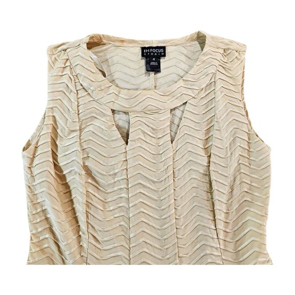 En Focus Studio Dress Size 4 Strappy Sleeve Chevron A-Line Cut Out Neckline - Picture 4 of 10